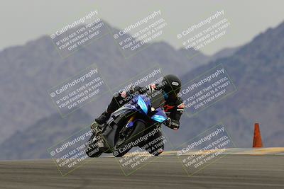 media/Jan-14-2023-SoCal Trackdays (Sat) [[497694156f]]/Turn 9 Set 2 (1130am)/